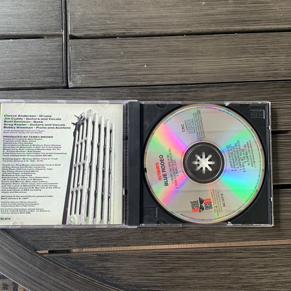 Blue Rodeo Outskirts - Picture 3 of 3